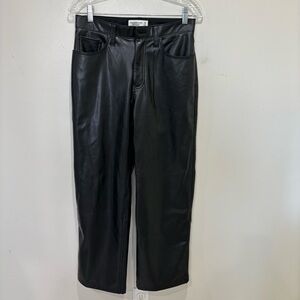 Abercrombie & Fitch The 90’s Relaxed Jean Ultra High Rise Pants Women’s 29/8s